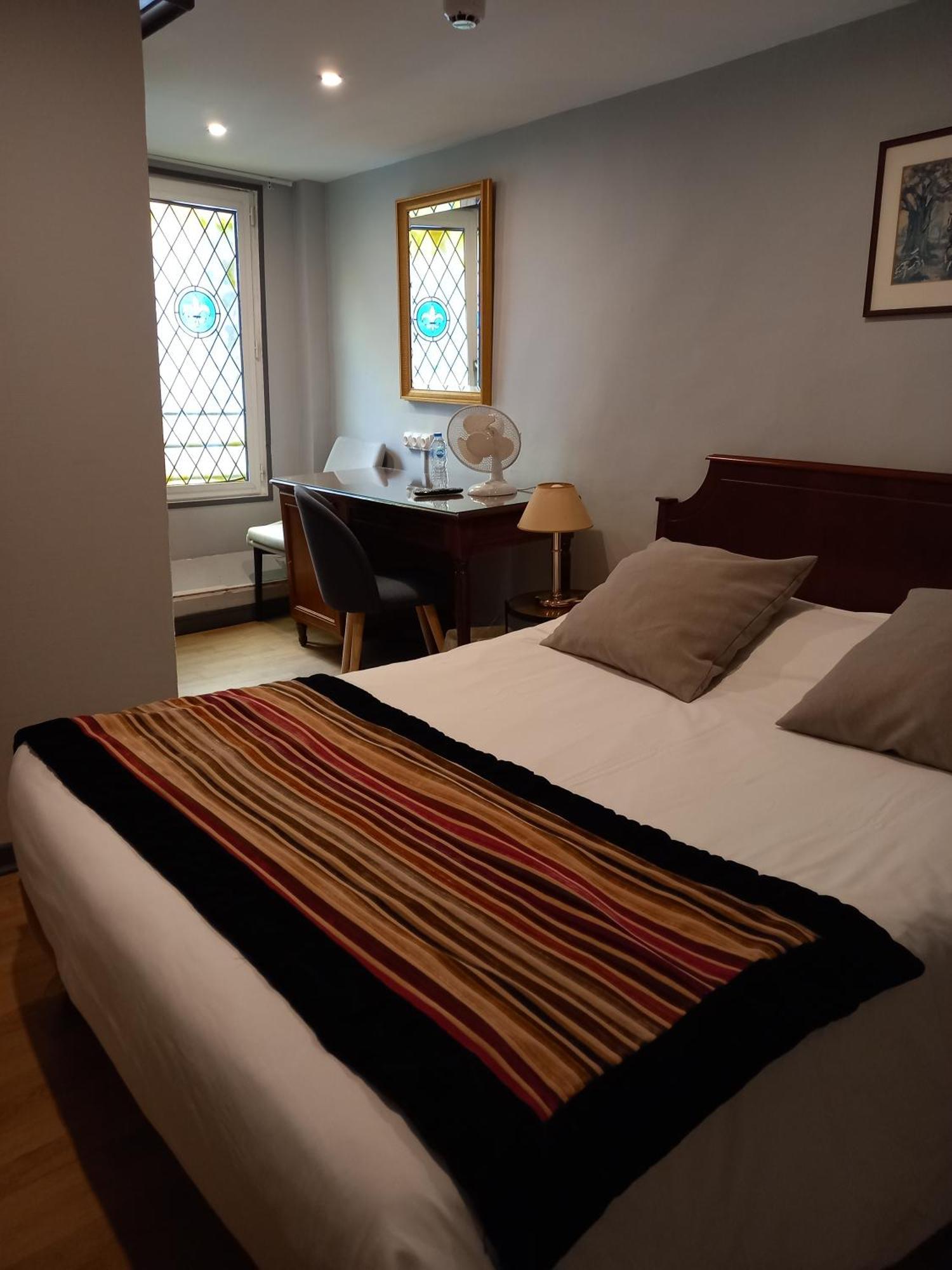 Brit Hotel Comtes De Champagne - Troyes Centre Historique Kültér fotó