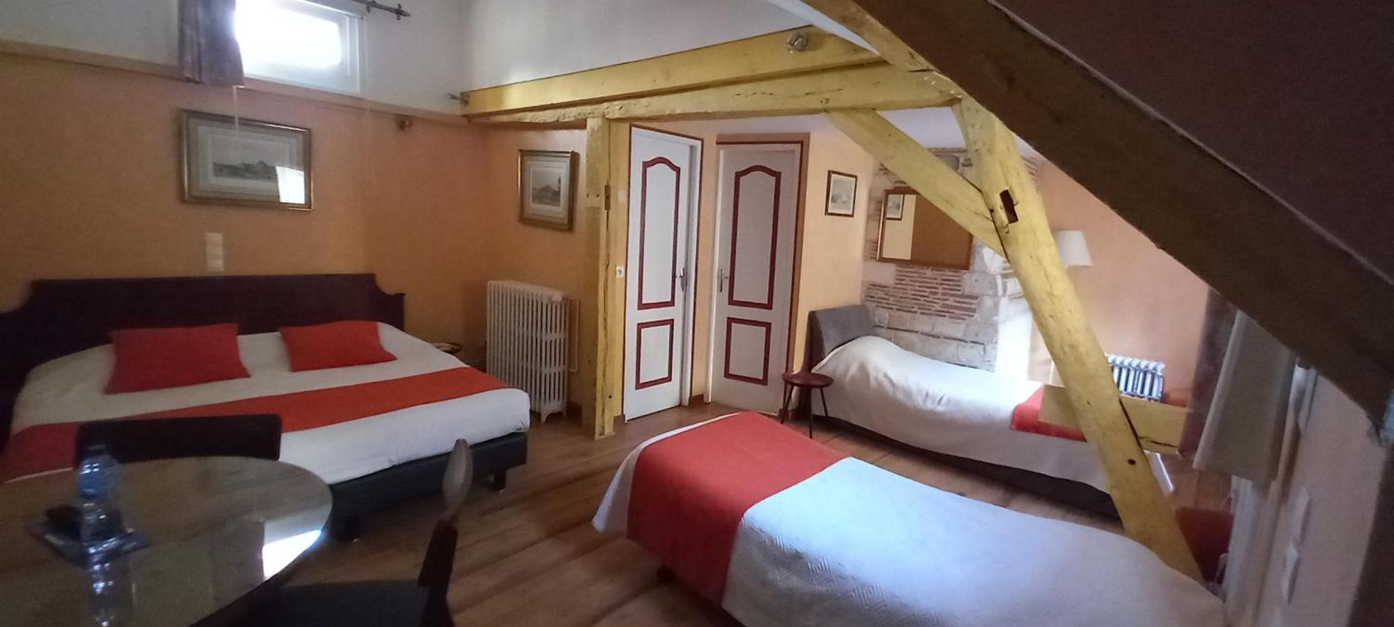 Brit Hotel Comtes De Champagne - Troyes Centre Historique Kültér fotó
